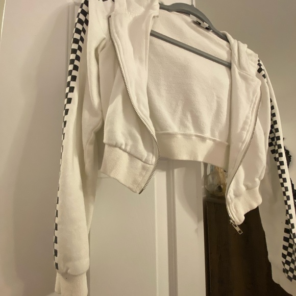 Danielle Guizio tracksuit TOP ONLY - Picture 4 of 4